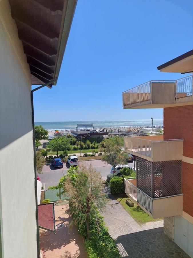 Costa Del Sole Only Room Милано Мартима Екстериор снимка