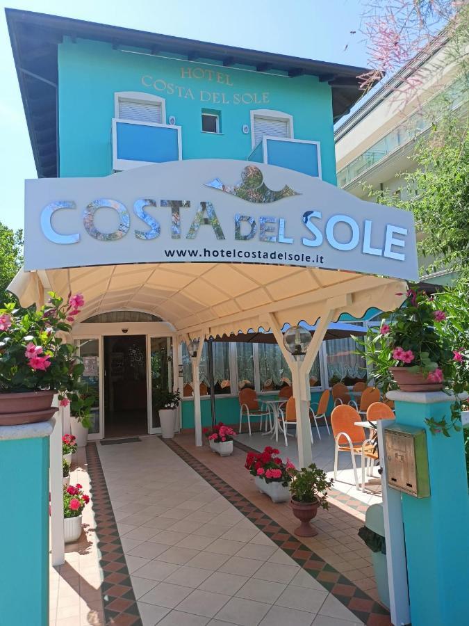 Costa Del Sole Only Room Милано Мартима Екстериор снимка